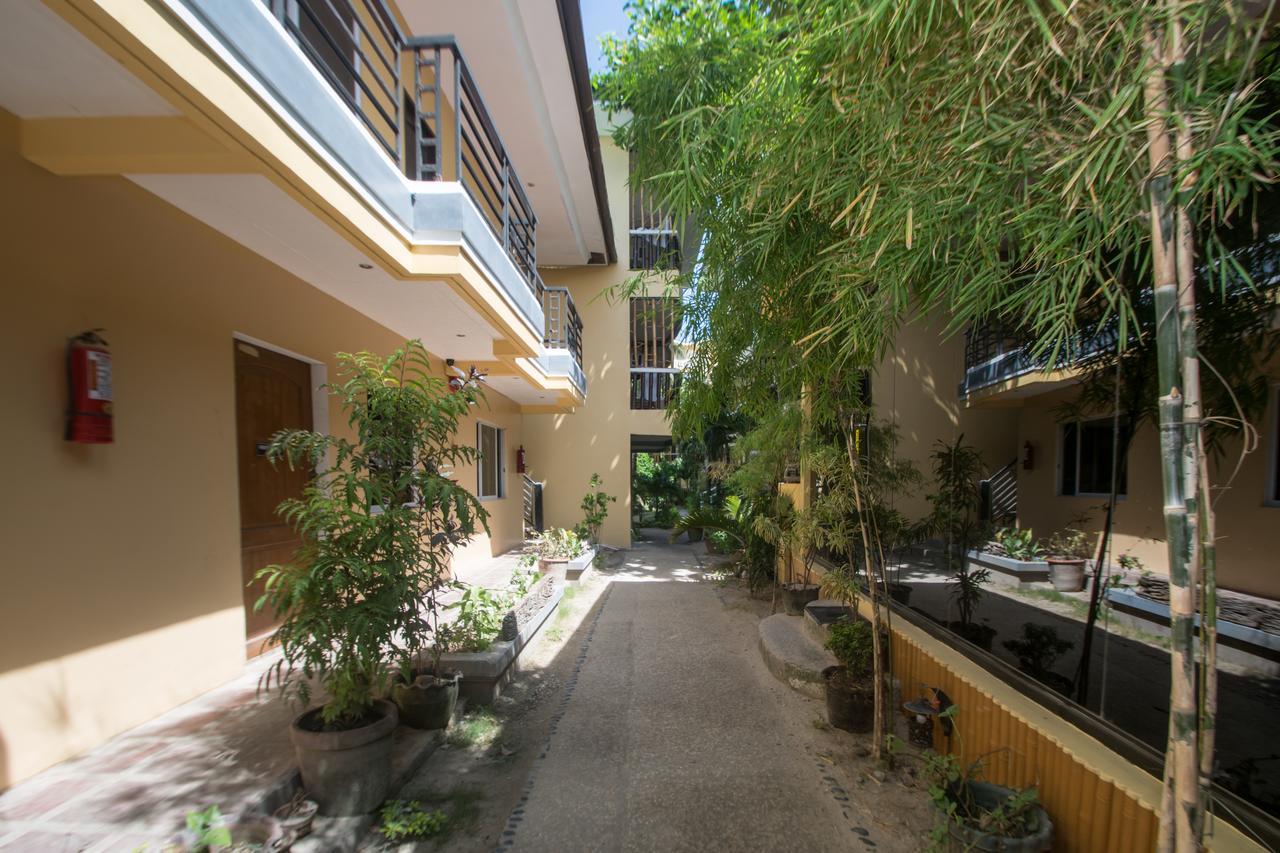 Bamboo Beach Resort & Restaurant Manoc-Manoc Exterior foto