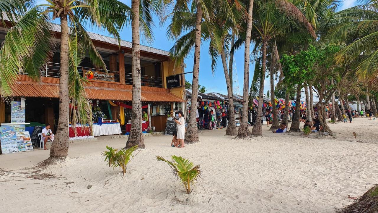 Bamboo Beach Resort & Restaurant Manoc-Manoc Exterior foto